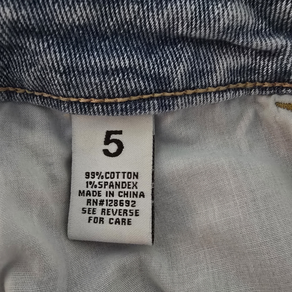 Steve Madden High Rise Cheeky Blue Distressed Jean Shorts Size 5 Shorty Frayed - Picture 4 of 9